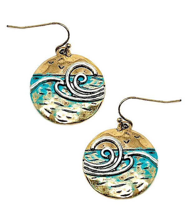 ( M986 )  OCEAN WAVE EARRING