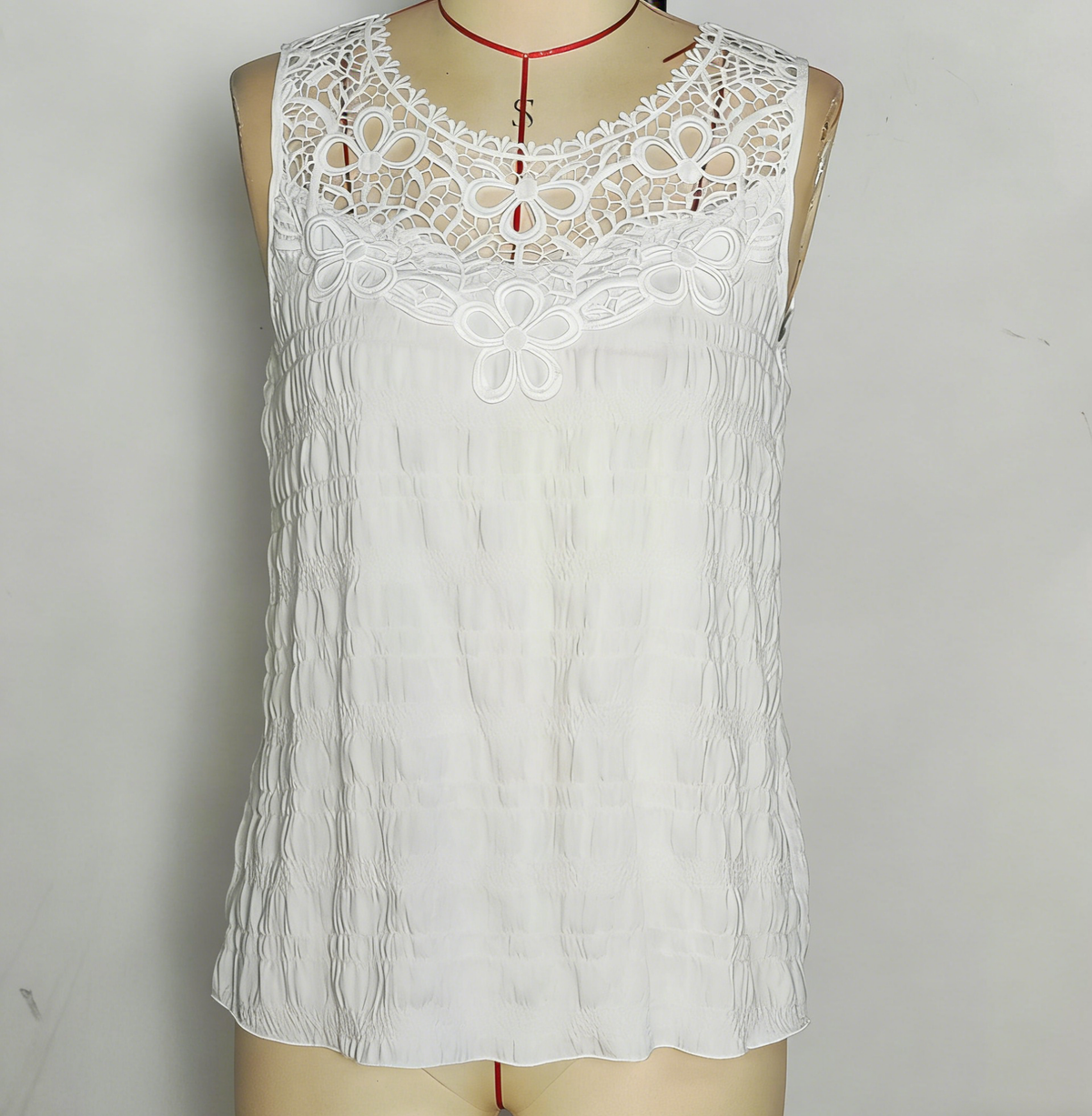 Women's Textured Hollow Lace Trim Sleeveless Top – Boho Boutique Summer Top