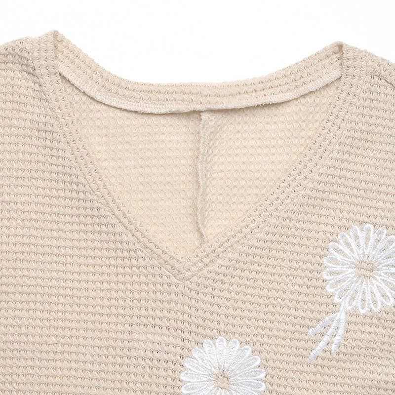 Women's Floral Embroidered V-Neck T-Shirt – Vacation Casual Breathable Top
