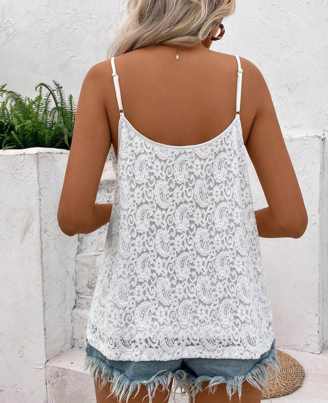 V Neck Paisley Lace Flowy Tank Top