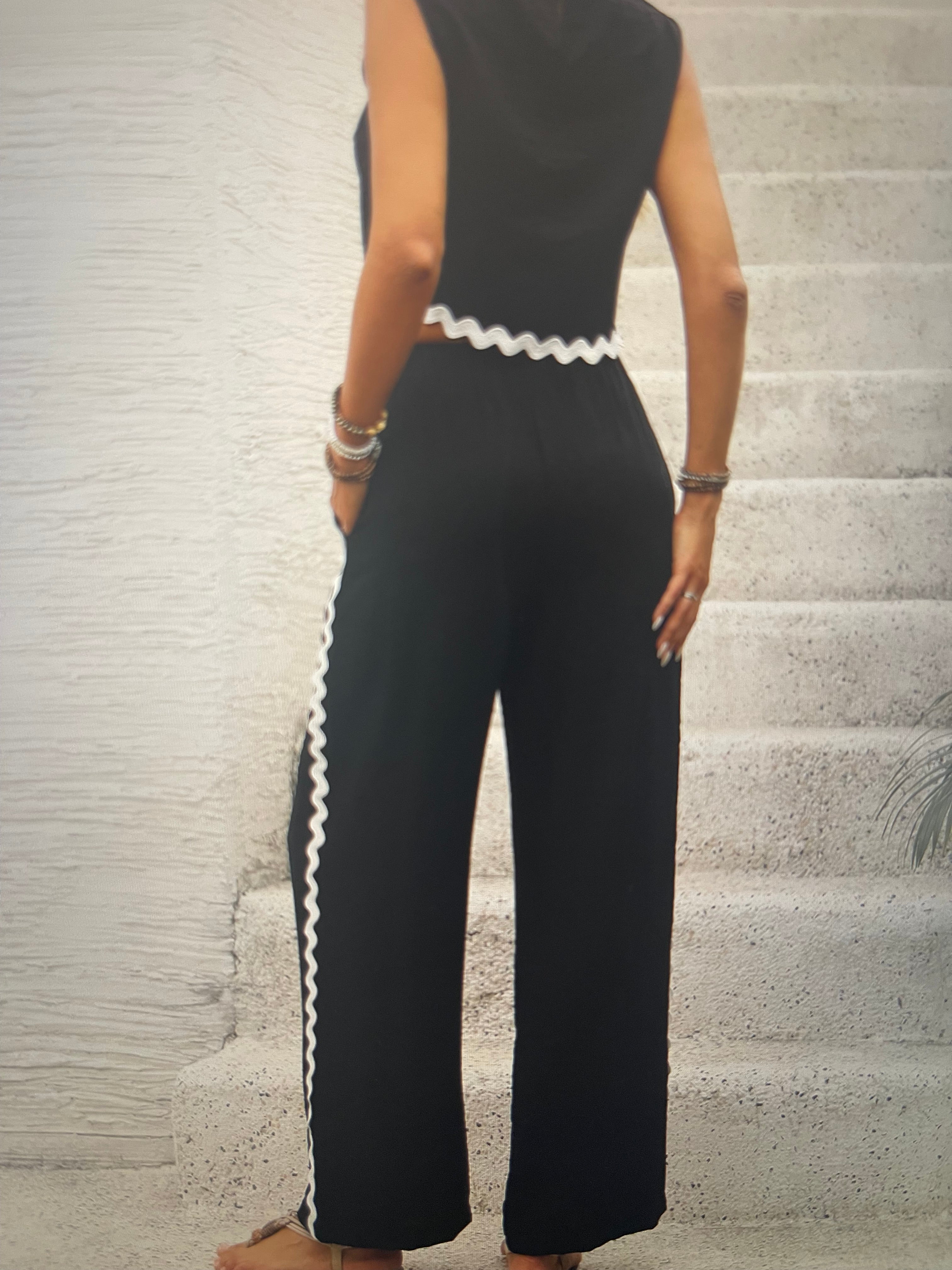 Classic Contrast-Panel Vest Trousers Two-Piece Set