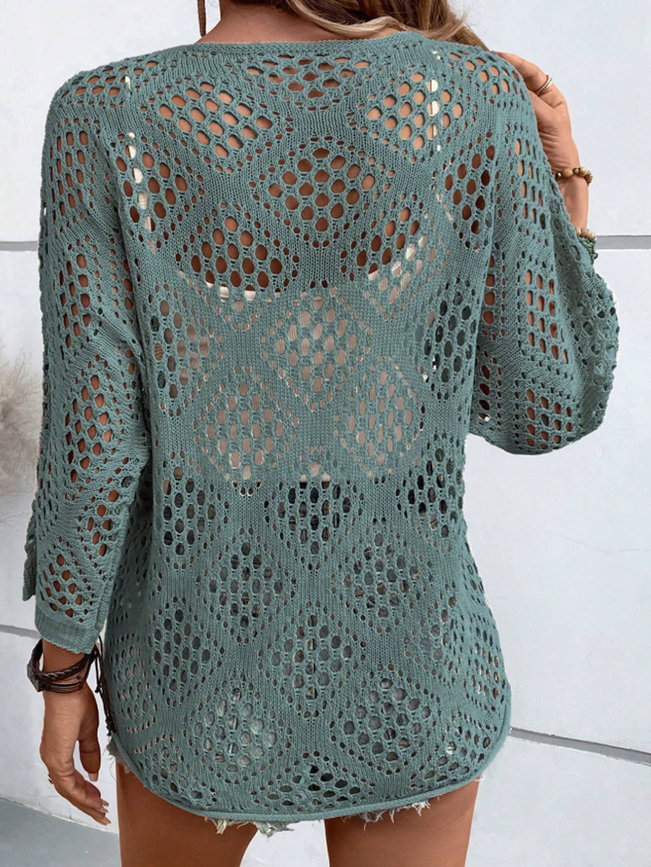 V-Neck Diamond Hollow-Out Batwing Sleeve Sweater Top